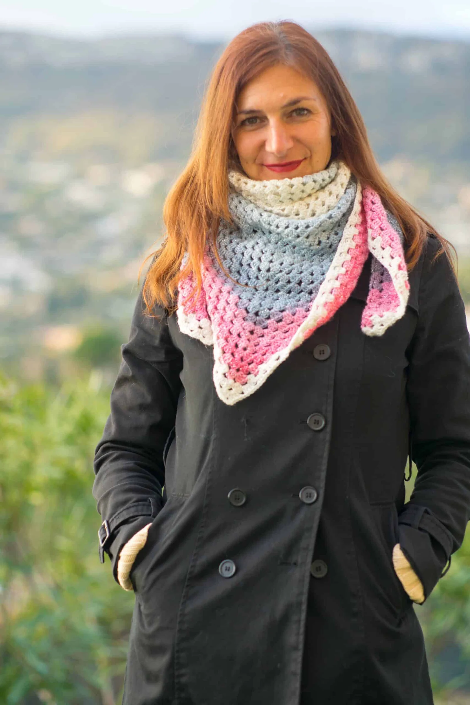 KIT HALF GRANNY SQUARE SHAWL – Image 5