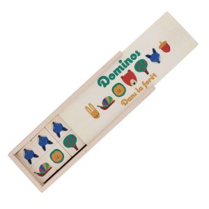 Domino dans la forêt