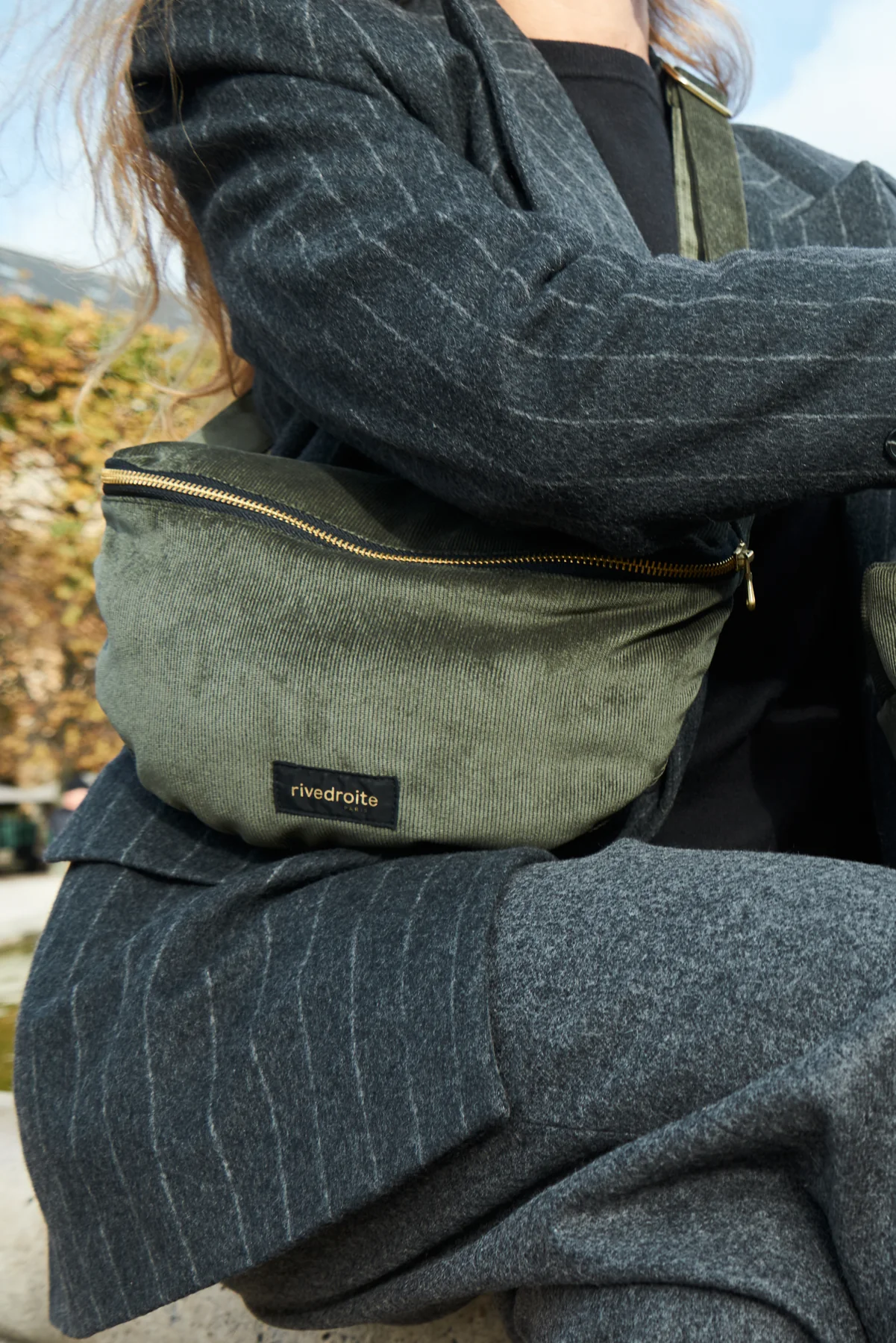 Banane custine – military green velours – Image 2