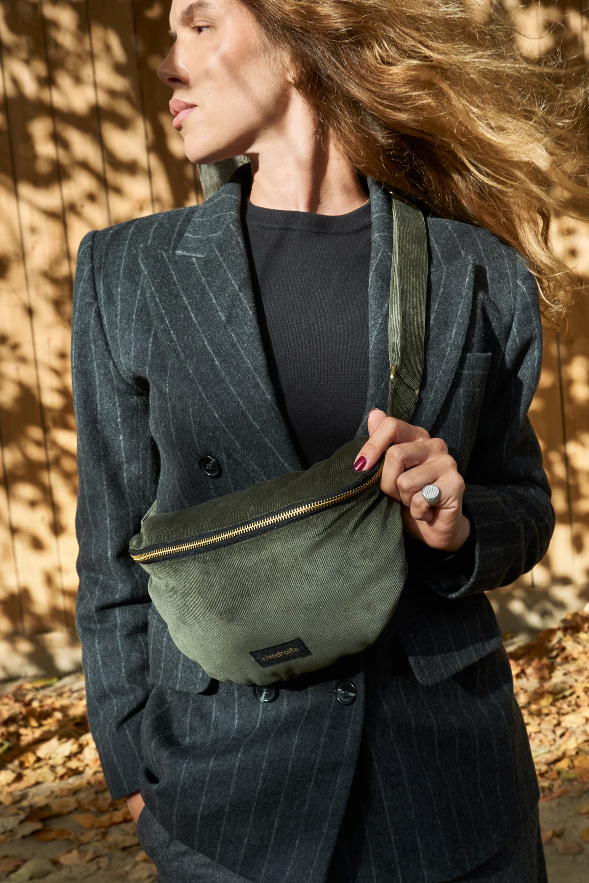 Banane custine – military green velours – Image 3