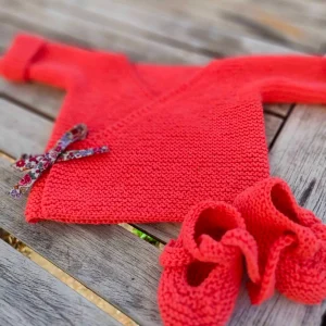 Ensemble « Charlotte » brassière cache-cœur et ballerines en 100% coton – Taille naissance à 6 mois