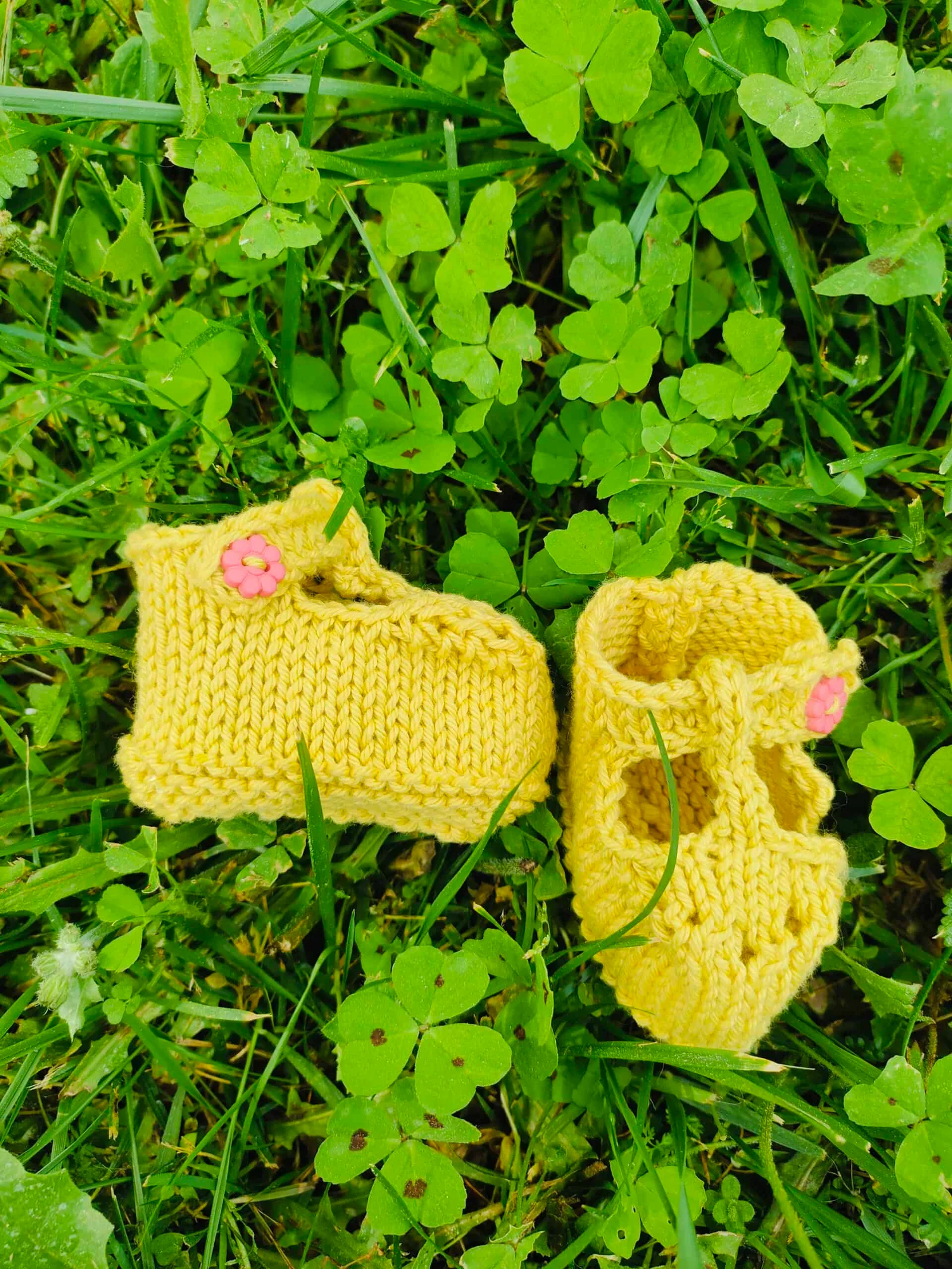 Chaussons « Clémence » en pur coton – taille 0-3 mois – coloris rose poudré, bleu ciel, et tournesol – Image 6