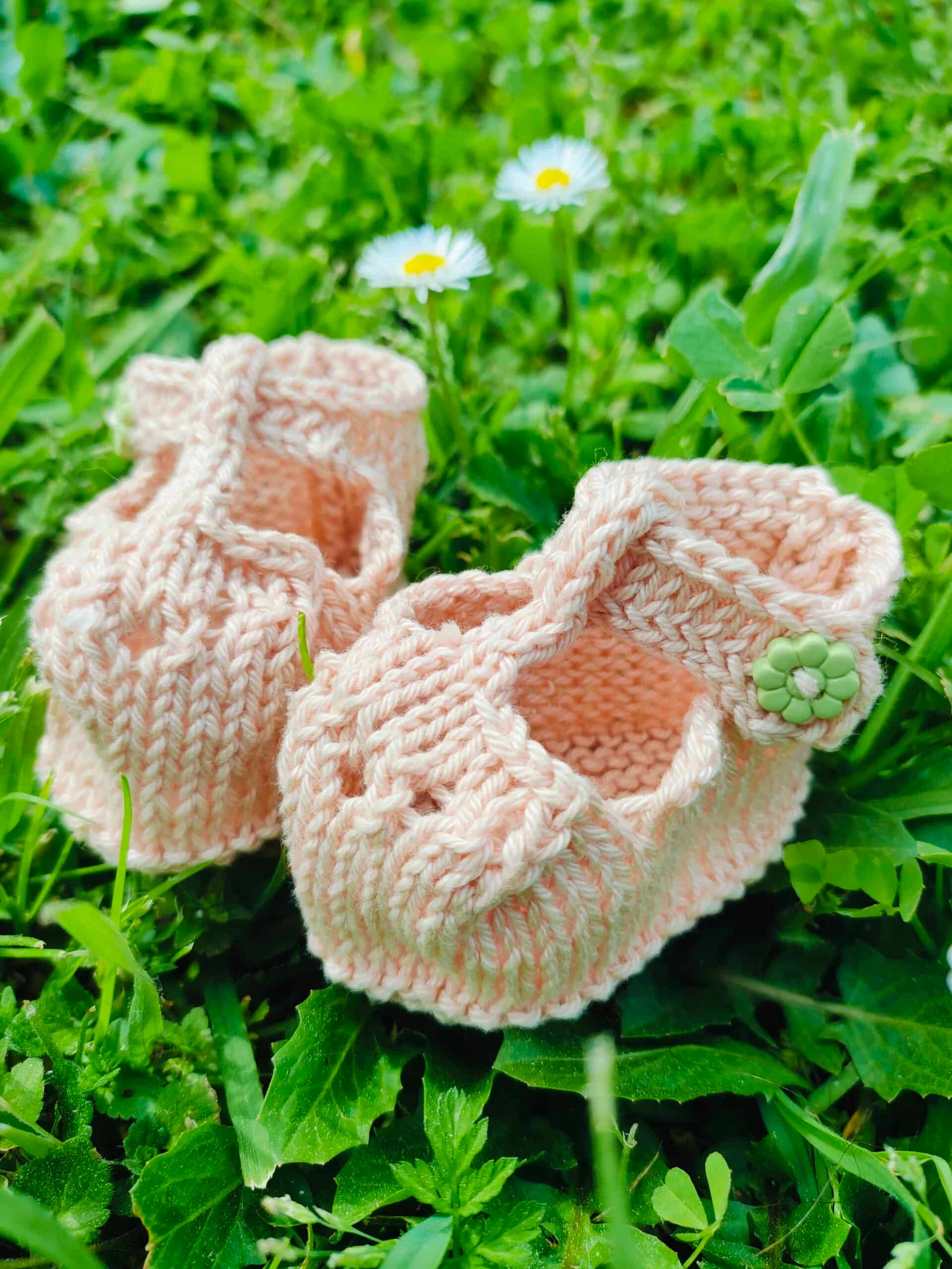 Chaussons « Clémence » en pur coton – taille 0-3 mois – coloris rose poudré, bleu ciel, et tournesol – Image 2