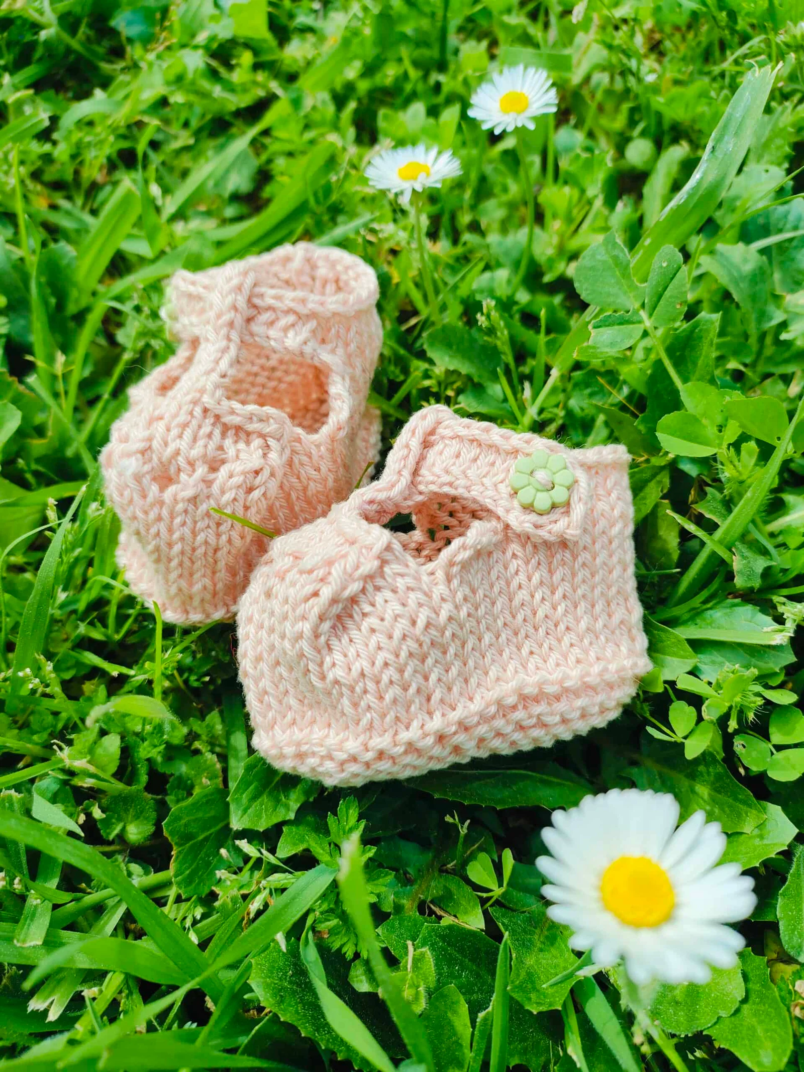 Chaussons « Clémence » en pur coton – taille 0-3 mois – coloris rose poudré, bleu ciel, et tournesol – Image 4