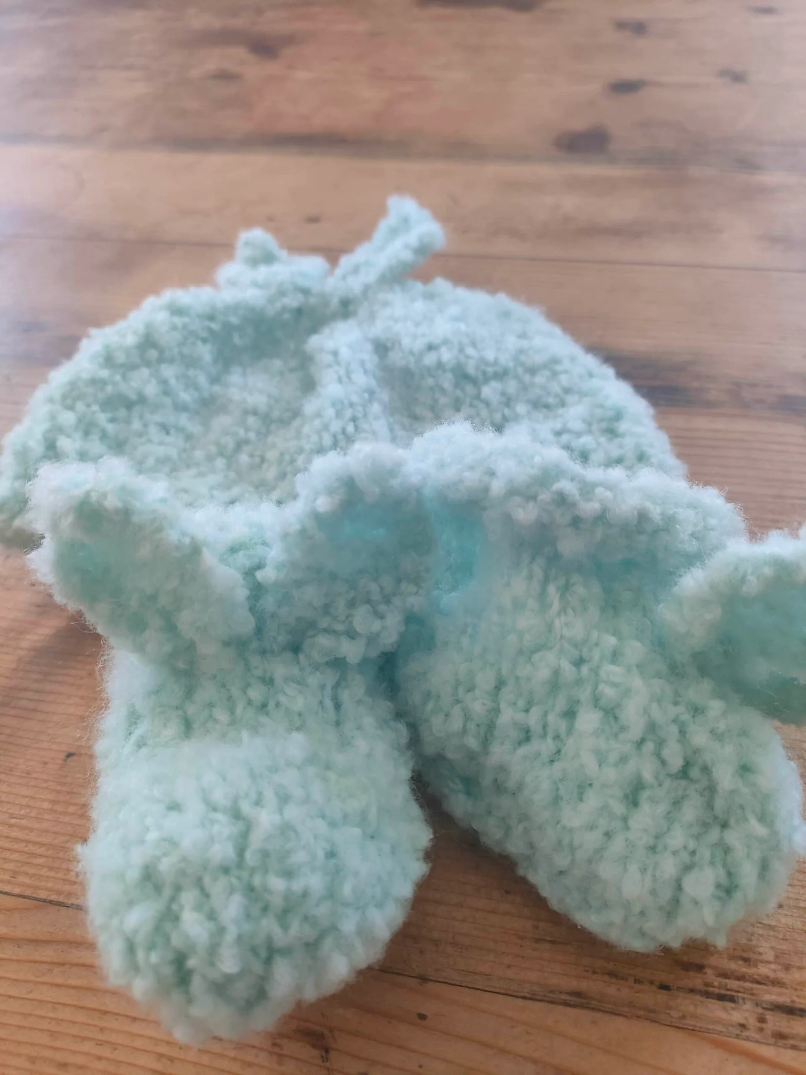 Chaussons montants « Lapinou » (Tailles 0-3 mois / 3-6 mois)- aig. n°4,5 – Image 5