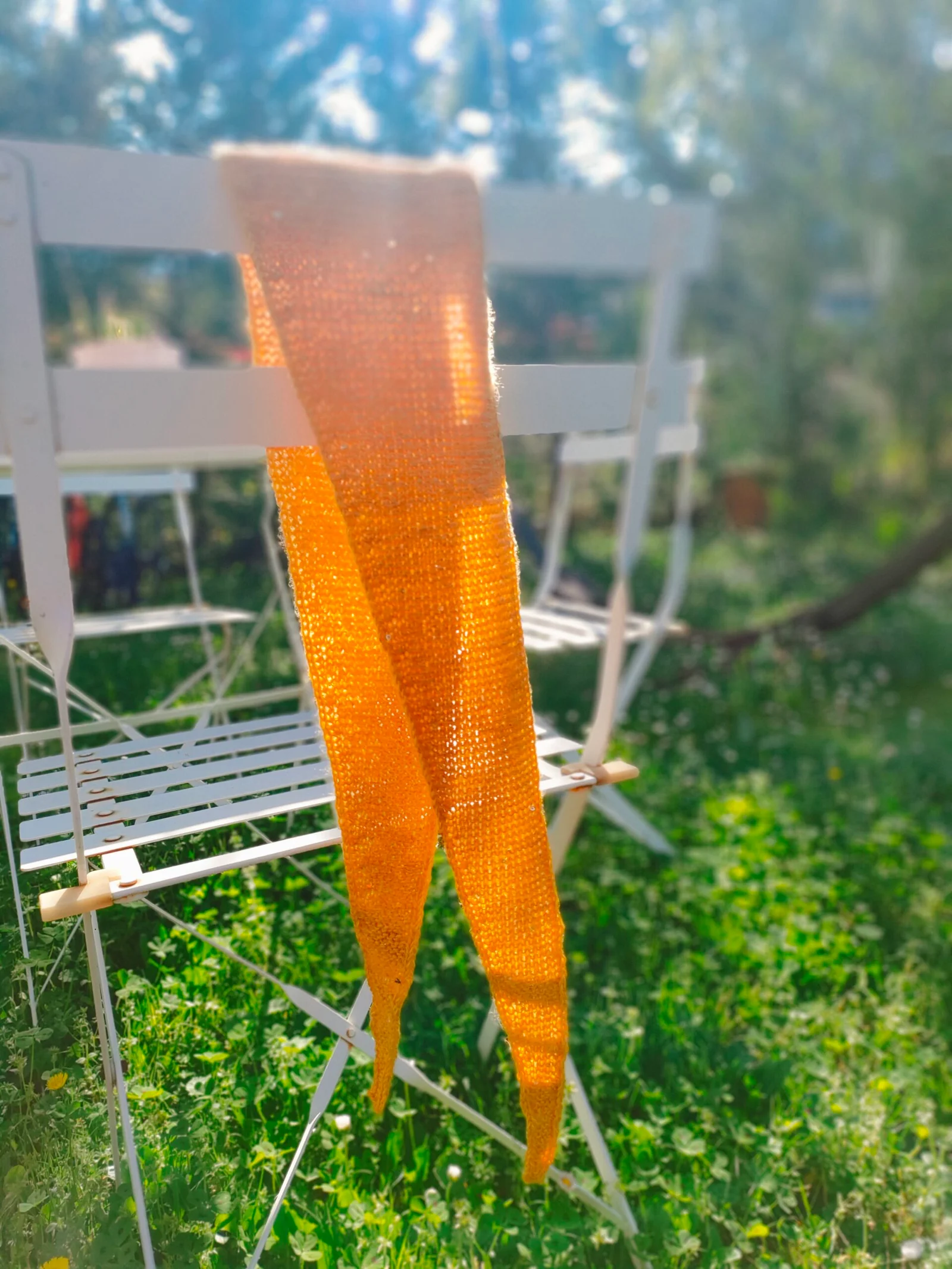 Le p’tit foulard d’été en chanvre ocre jaune – Image 3