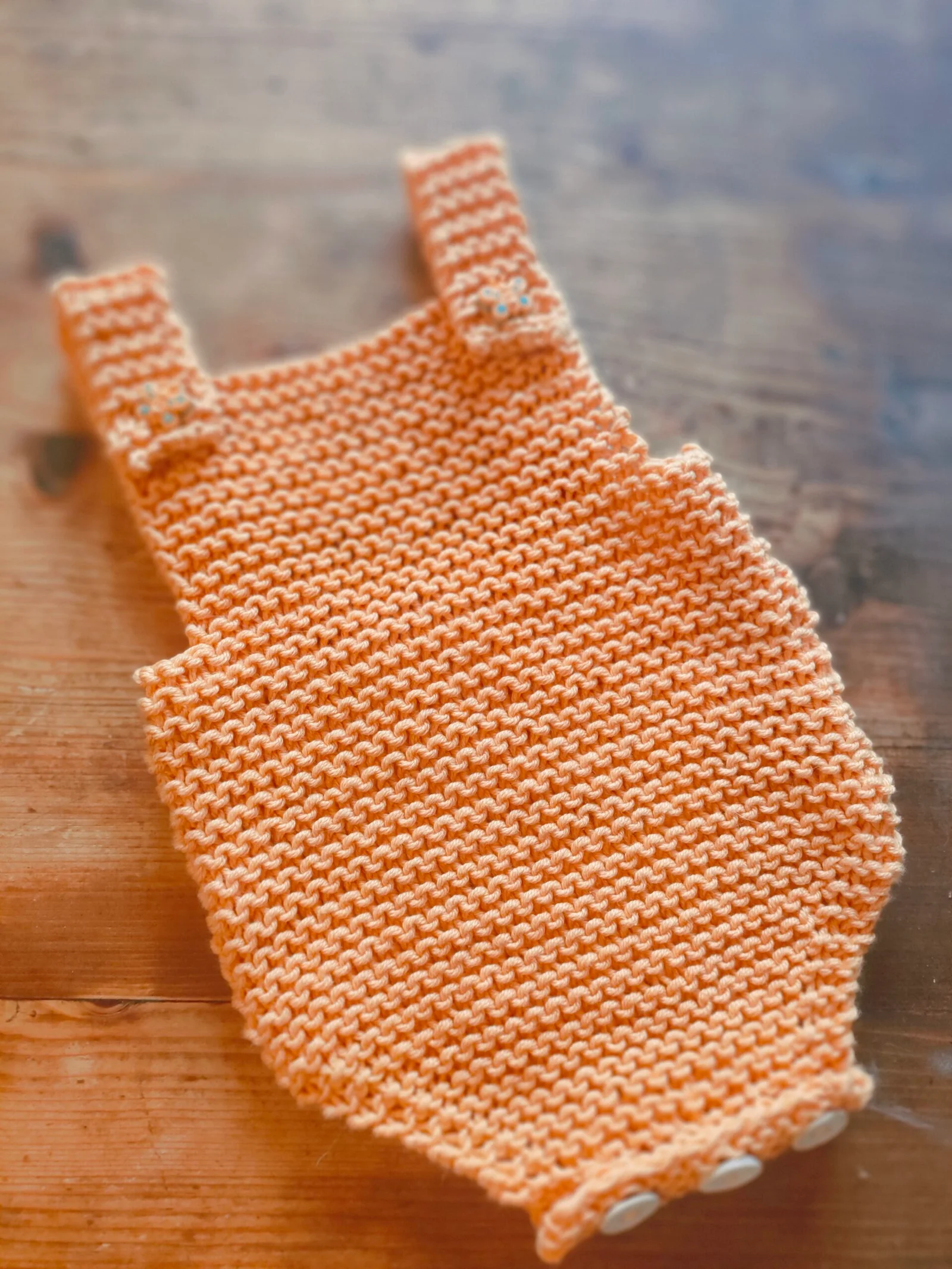 Barboteuse « petit lutin » en coton – taille 0-3 mois – « papillon »