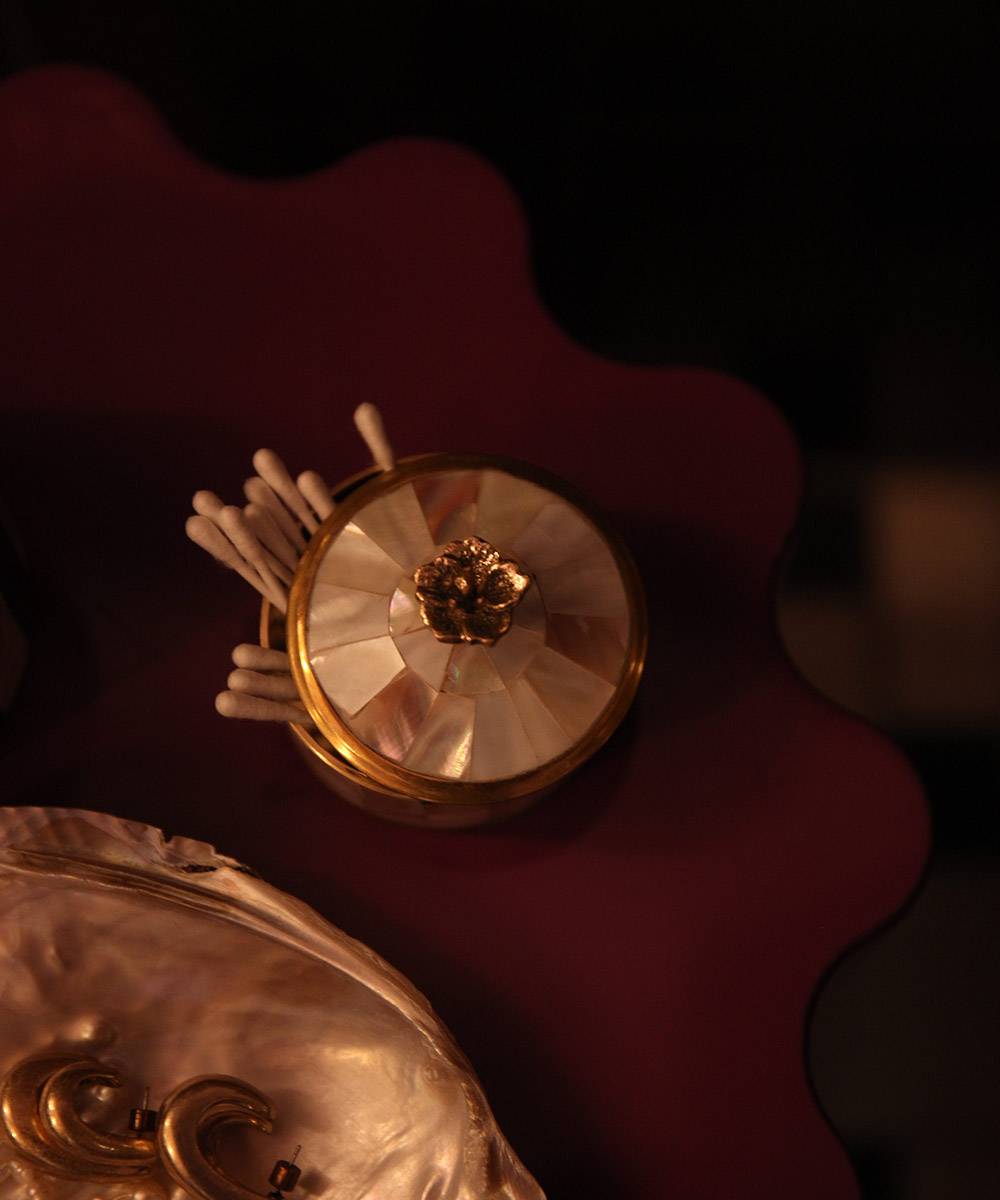 Boîte laiton nacré – blanc fleur