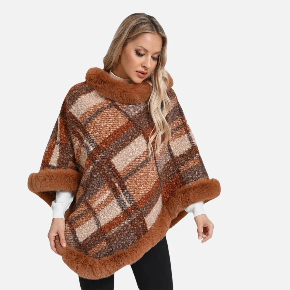 Poncho Fourrure à Carreaux – Image 4