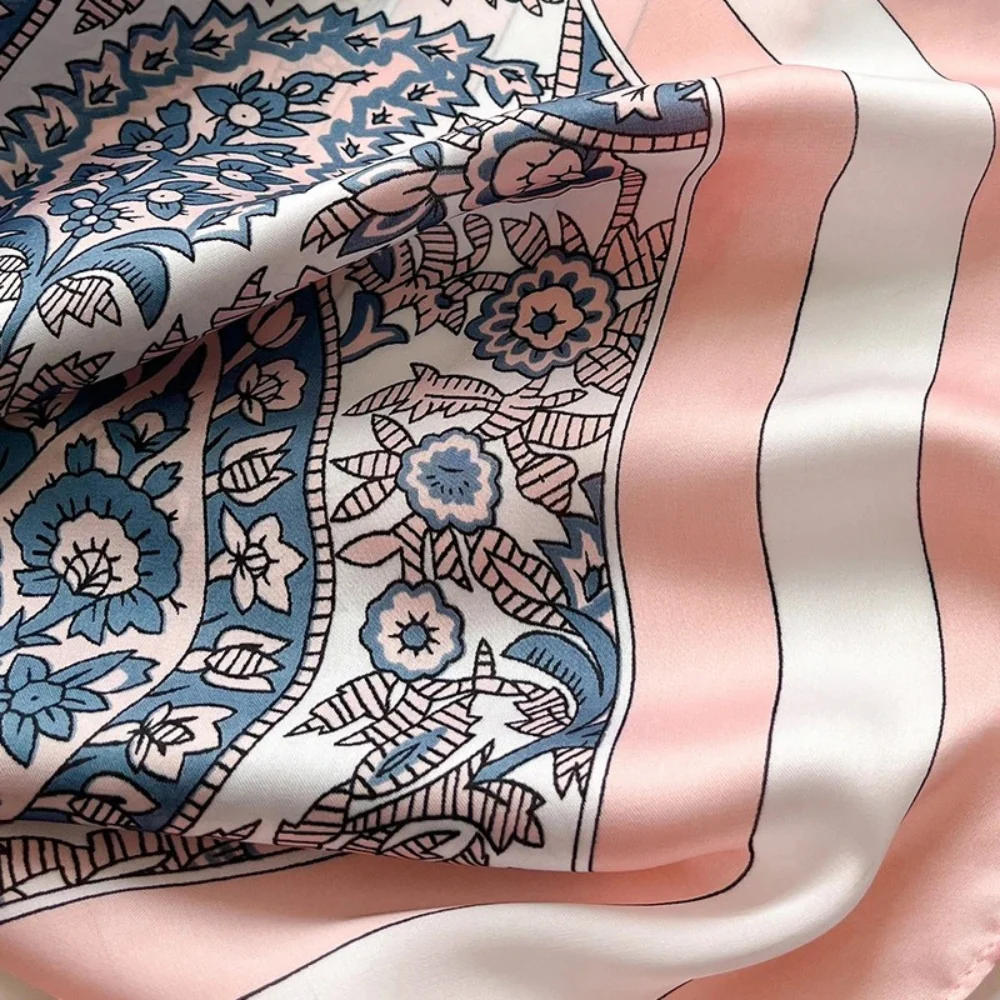 Poncho Léger Femme Motifs Floraux Bleu et Rose – Image 4