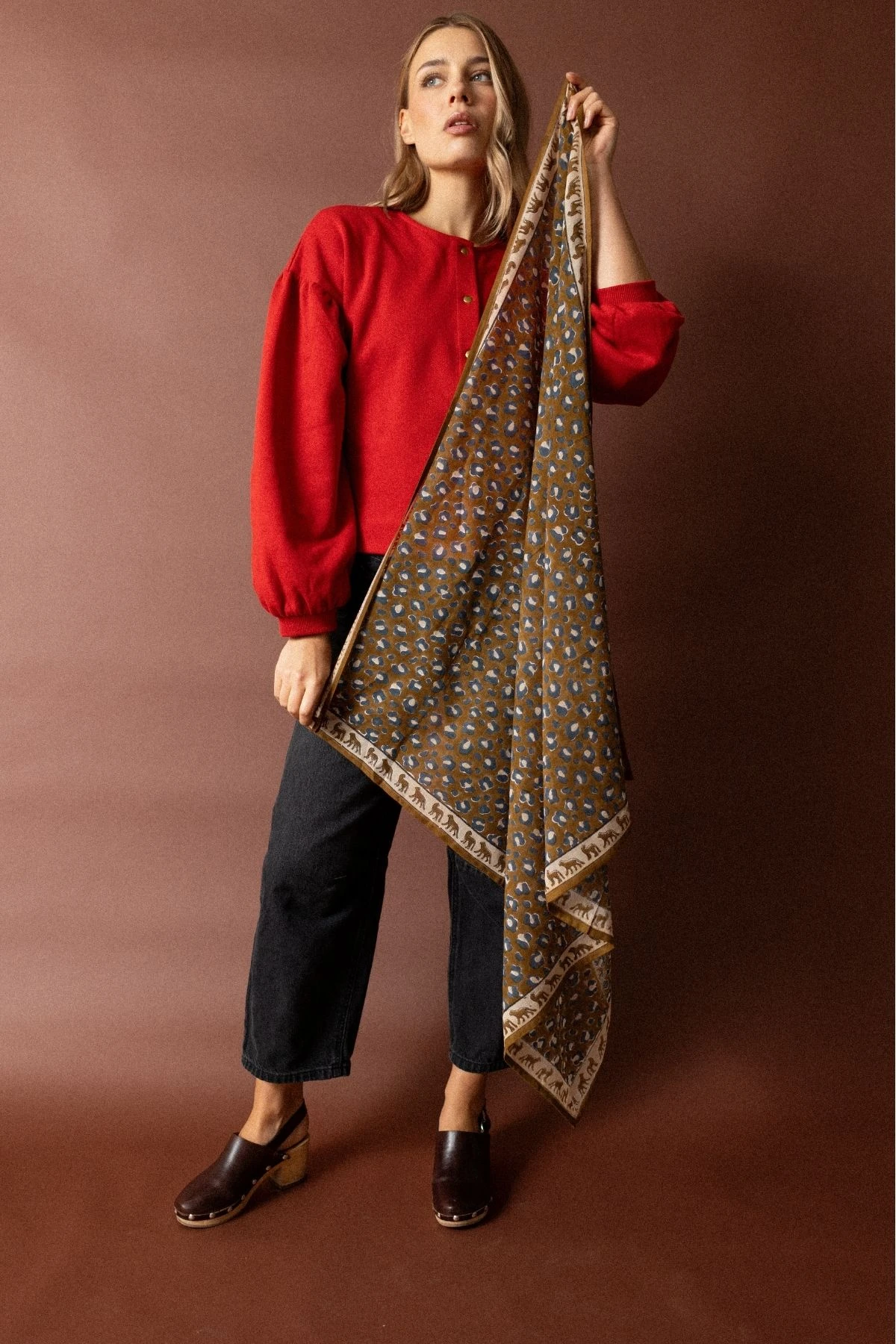Big Foulard Latika Dupatta | Léopard tapenade – Image 4