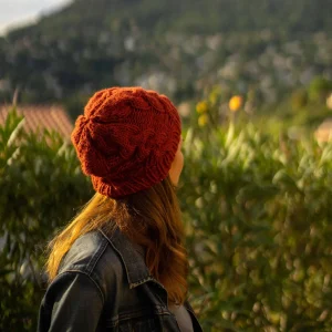 Bonnet « slouchy » à torsades en acrylique coloris brique et moutarde